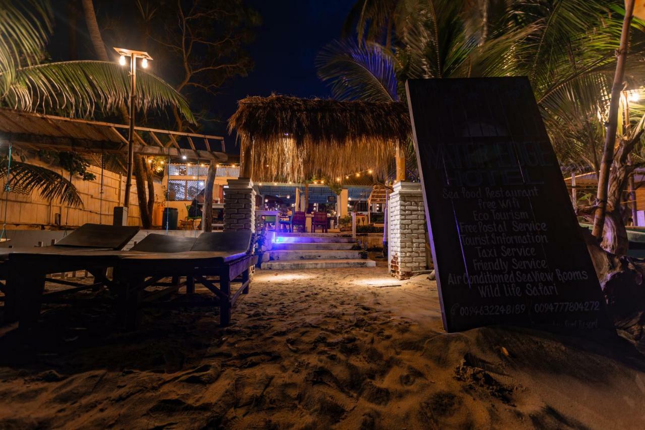 Water Edge Hotel & Restaurant Baie d'Arugam Extérieur photo